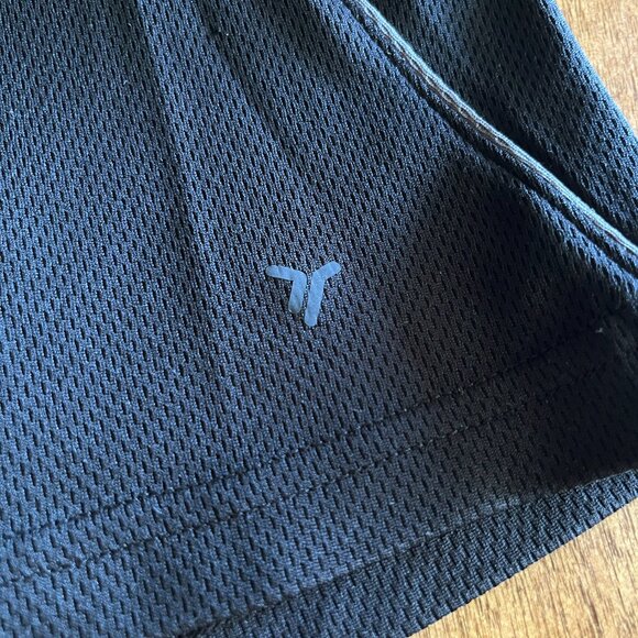 Old Navy black mesh shorts XS (5) - Picture 2 of 7